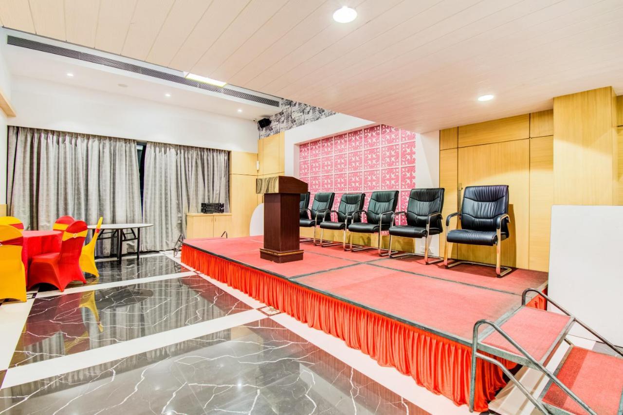 Gopalas Residency Kalyan-Bhivándi Kültér fotó